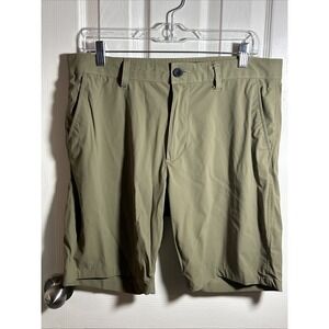 Kenneth Cole Golf Shorts Men's Size 34 Lightweight Stretch Wicking Green‎